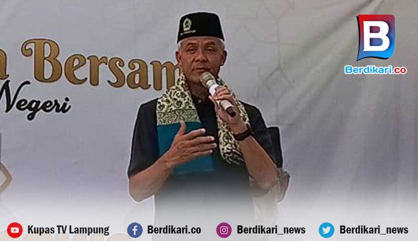 Capres Ganjar Pranowo Hadiri Istighosah Kemenangan di Ponpes Roudlotussolihin Lamsel