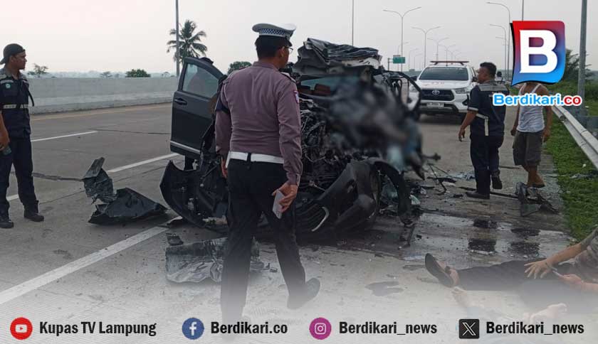 Dua Mahasiswa Tewas dalam Kecelakaan Maut di Tol Lampung Selatan