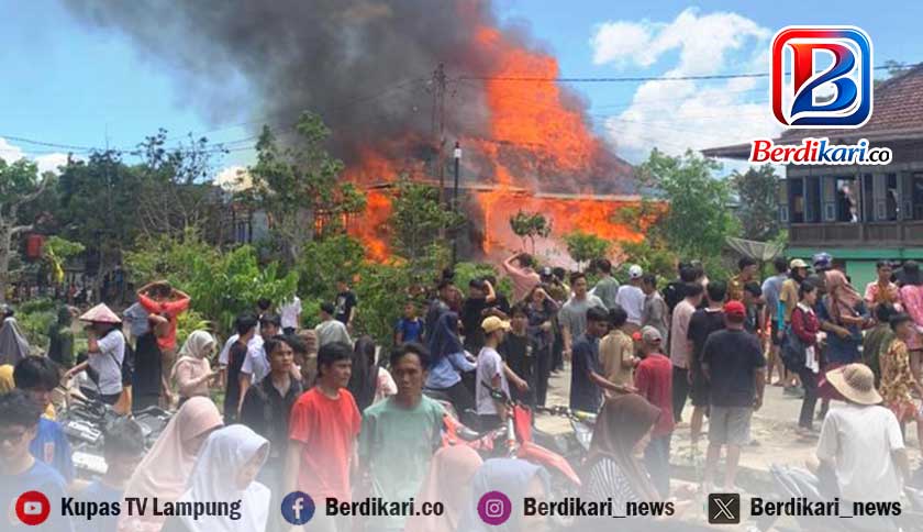Dua Rumah di Kenali Lampung Barat Ludes Terbakar