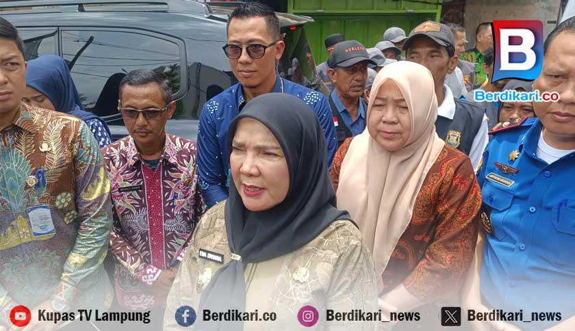 Eva Dwiana Janji Bangun Rumah Korban Kebakaran di Bumi Waras