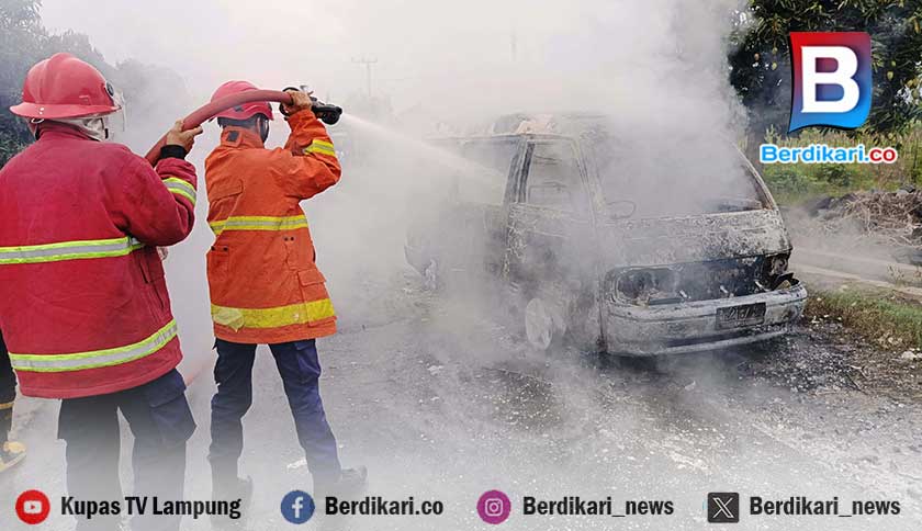 Minibus Terbakar di Kalianda, 2 Korban Alami Luka Bakar