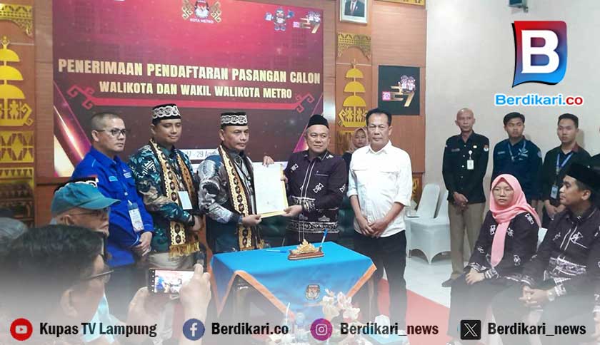 Paslon Bambang-Rafieq Daftar ke KPU Kota Metro