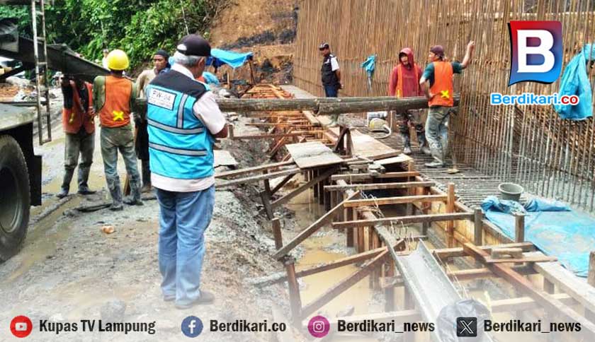 Perbaikan Jalan Nasional di Kubu Perahu Lambar Dikebut