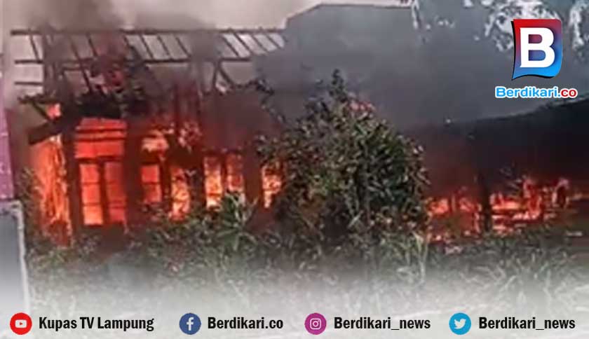 Rumah Ketua RT di Pringsewu Ludes Terbakar