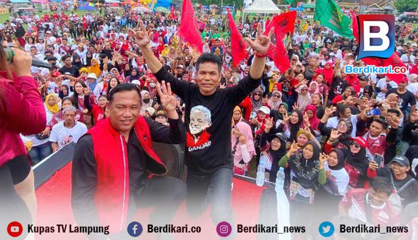 Antusias!  Ribuan Warga Siap Sambut Mahfud MD dan Yenny Wahid di Lampung Timur