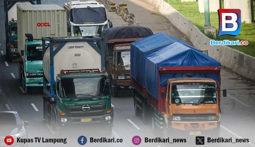 Daftar Truk Angkutan Tetap Boleh Melintas Tol Saat Mudik Lebaran