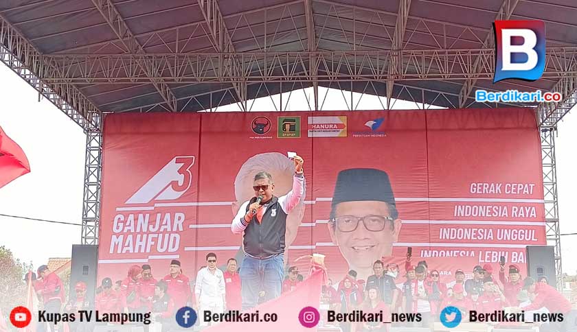 Hasto Kristianto Ajak Masyarakat Menangkan Ganjar-Mahfud Saat Kampanye Akbar di Lampung