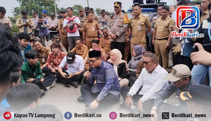 Mahasiswa Lampung Menuntut Pendidikan Gratis dan Peningkatan Kesejahteraan Guru Honorer  