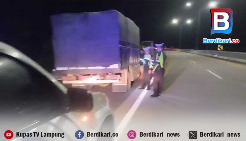 Minimalisir Kecelakaan, Truk Dilarang Parkir di Bahu Jalan Tol Menuju Pelabuhan Bakauheni