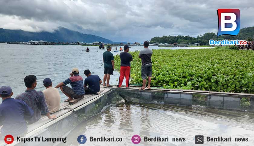 Perahu Bocor Saat Mencari Ikan, Warga Sukamaju Lambar Hilang di Danau Ranau