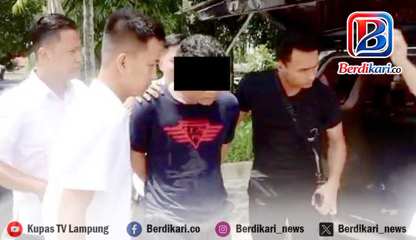 Polisi Tangkap Pria Bersenpi Resahkan Warga Gedung Harta Lamteng