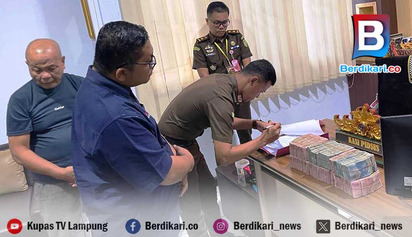 Terdakwa Korupsi Jalaludin Kembalikan Rp 400 Juta ke Kejari Lambar